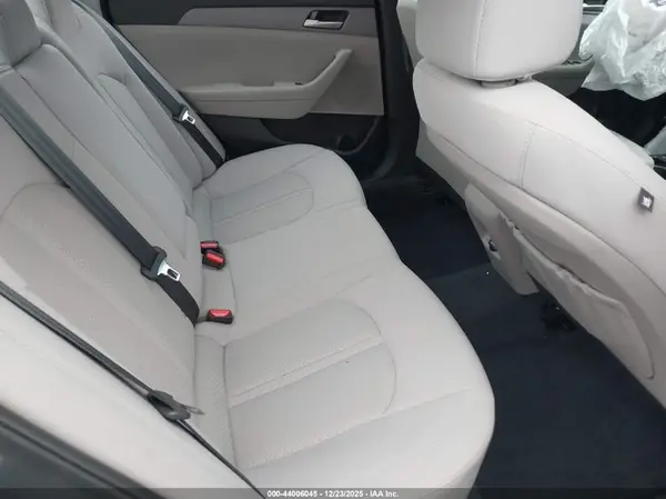 5NPE24AF7JH610959 2018 HYUNDAI SONATA - Image 8