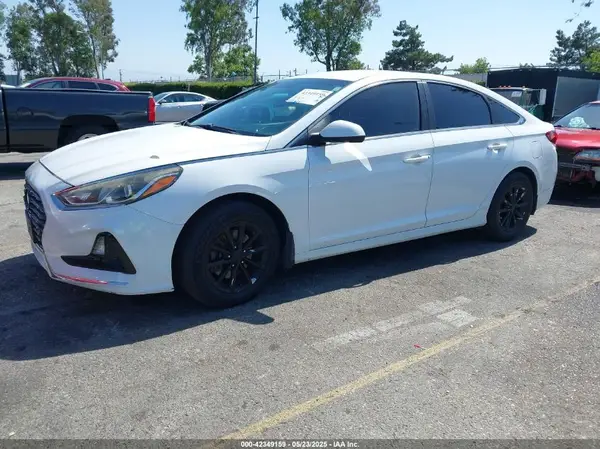 5NPE24AF7JH612551 2018 HYUNDAI SONATA - Image 2