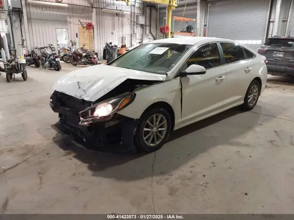 5NPE24AF7JH613425 2018 HYUNDAI SONATA - Image 2