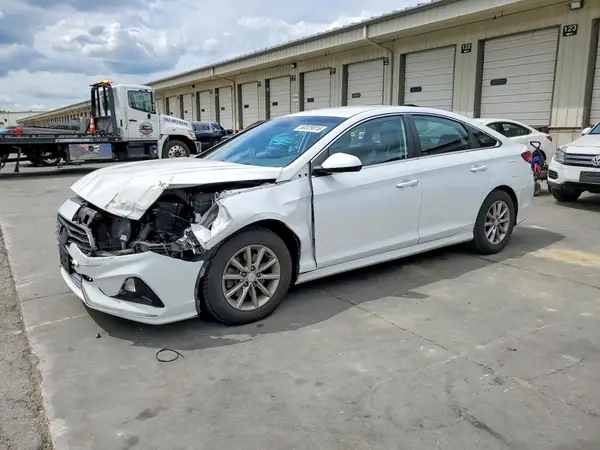 5NPE24AF7JH614607 2018 HYUNDAI SONATA - Image 1