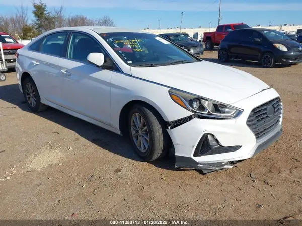 5NPE24AF7JH618866 2018 HYUNDAI SONATA - Image 1