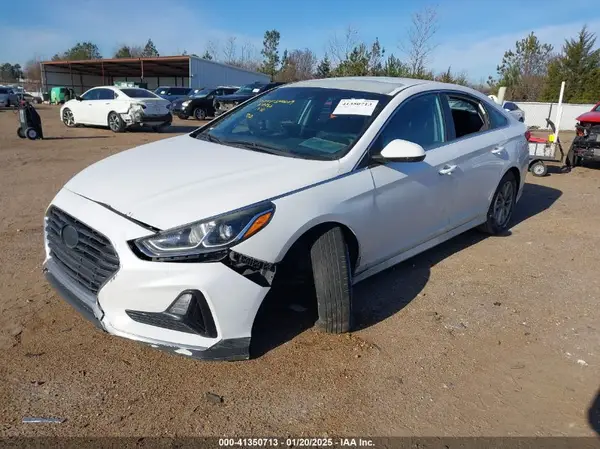 5NPE24AF7JH618866 2018 HYUNDAI SONATA - Image 2