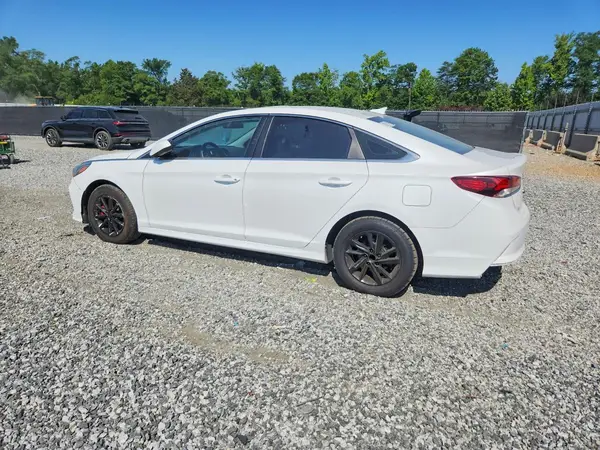 5NPE24AF7JH620407 2018 HYUNDAI SONATA - Image 2