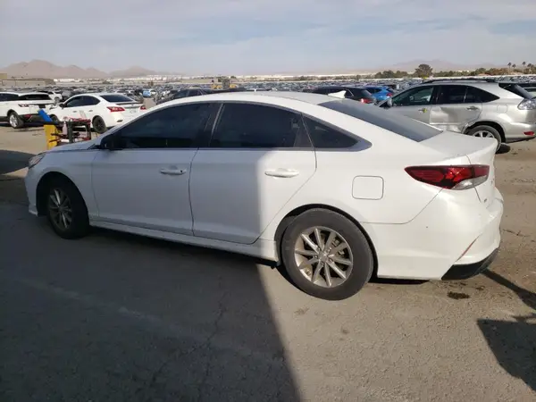 5NPE24AF7JH622691 2018 HYUNDAI SONATA - Image 2