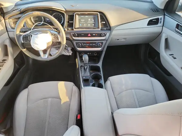 5NPE24AF7JH625882 2018 HYUNDAI SONATA - Image 8