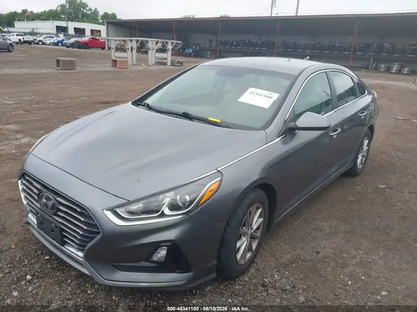 5NPE24AF7JH630306 2018 HYUNDAI SONATA - Image 2