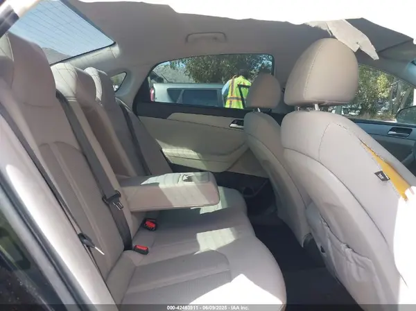 5NPE24AF7JH634534 2018 HYUNDAI SONATA - Image 8