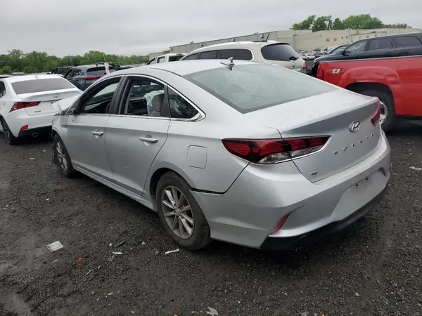 5NPE24AF7JH639300 2018 HYUNDAI SONATA - Image 2