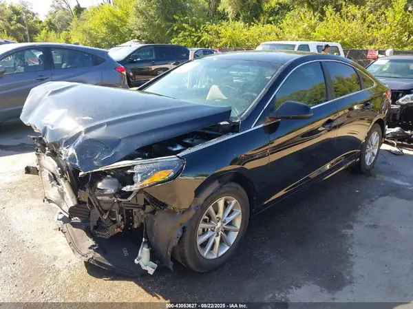 5NPE24AF7JH645565 2018 HYUNDAI SONATA - Image 2