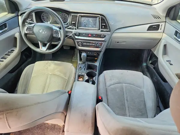 5NPE24AF7JH648188 2018 HYUNDAI SONATA - Image 8