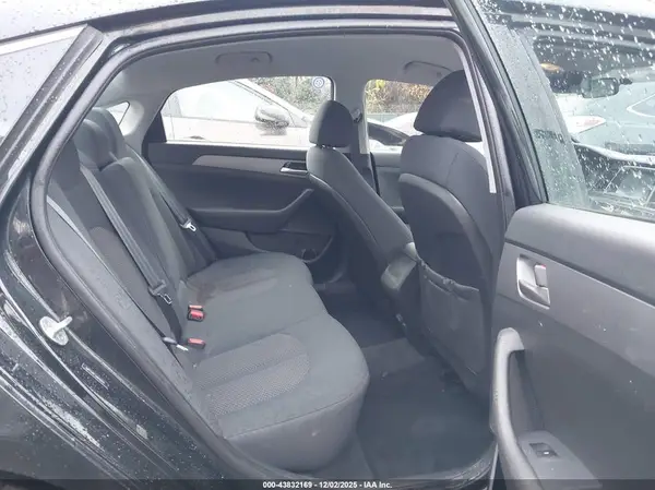 5NPE24AF7JH658204 2018 HYUNDAI SONATA - Image 8