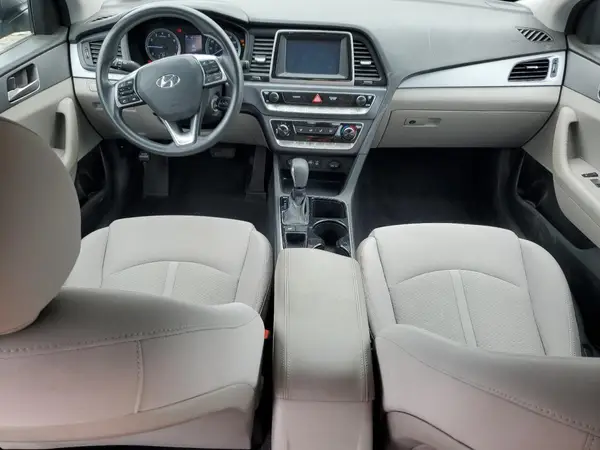 5NPE24AF7JH659563 2018 HYUNDAI SONATA - Image 8