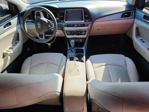 5NPE24AF7JH66017 2018 HYUNDAI SONATA - Image 8