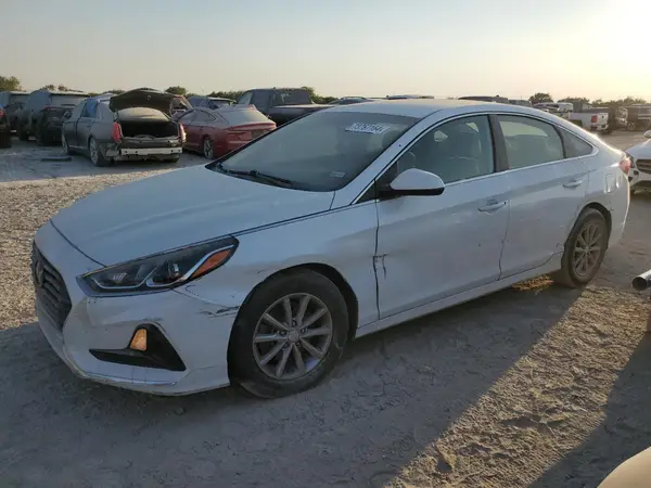 5NPE24AF7JH665718 2018 HYUNDAI SONATA - Image 1