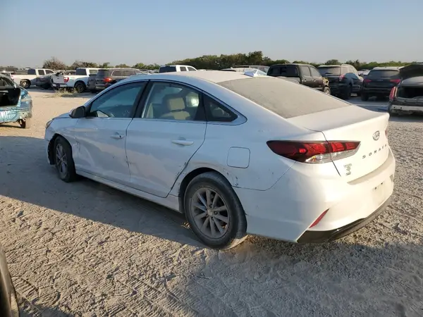 5NPE24AF7JH665718 2018 HYUNDAI SONATA - Image 2