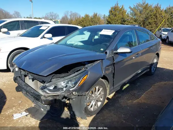 5NPE24AF7JH667517 2018 HYUNDAI SONATA - Image 2