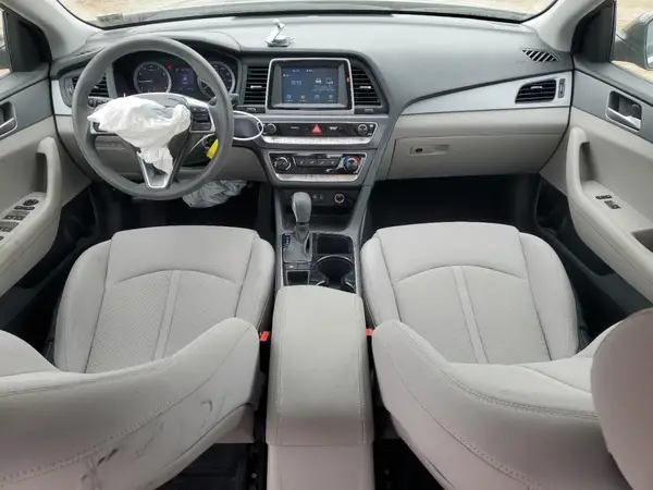 5NPE24AF7JH670658 2018 HYUNDAI SONATA - Image 8