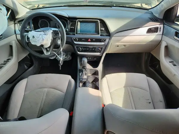 5NPE24AF7JH671390 2018 HYUNDAI SONATA - Image 8