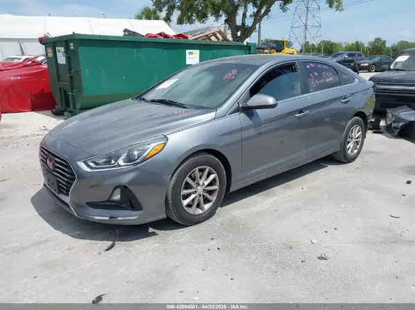 5NPE24AF7JH673690 2018 HYUNDAI SONATA - Image 2