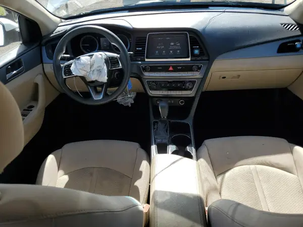 5NPE24AF7JH675262 2018 HYUNDAI SONATA - Image 8