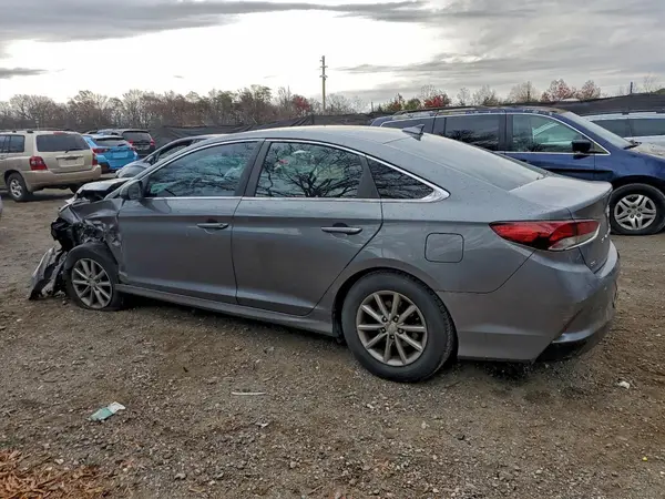 5NPE24AF7JH676802 2018 HYUNDAI SONATA - Image 2