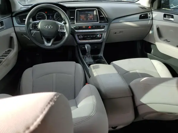 5NPE24AF7JH677223 2018 HYUNDAI SONATA - Image 8
