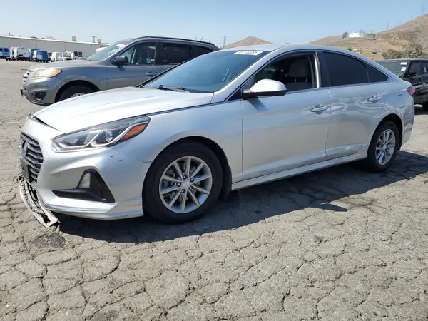 5NPE24AF7JH678274 2018 HYUNDAI SONATA - Image 1