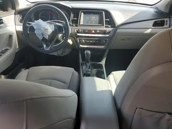 5NPE24AF7JH678274 2018 HYUNDAI SONATA - Image 8