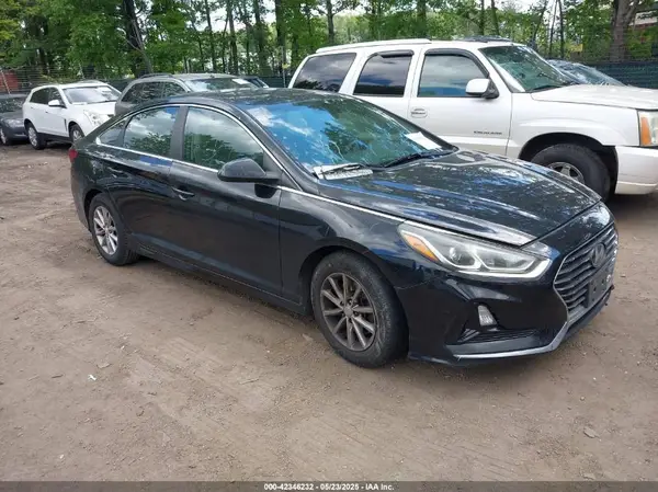 5NPE24AF7JH681563 2018 HYUNDAI SONATA - Image 1