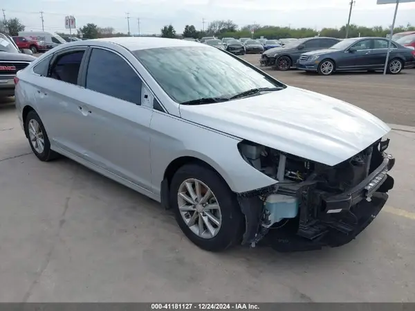5NPE24AF7JH684284 2018 HYUNDAI SONATA - Image 1