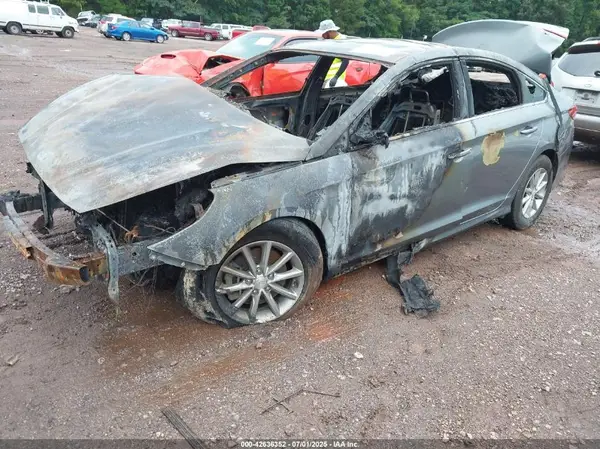 5NPE24AF7JH688514 2018 HYUNDAI SONATA - Image 2