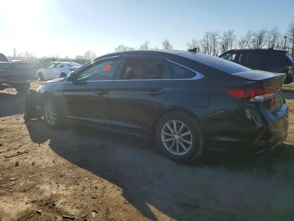 5NPE24AF7JH689257 2018 HYUNDAI SONATA - Image 2