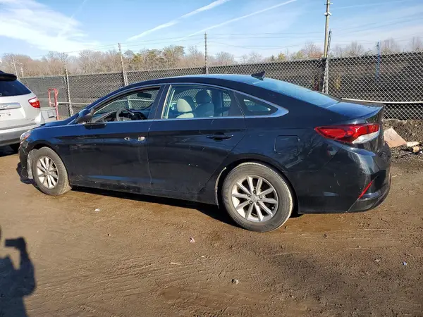 5NPE24AF7JH690795 2018 HYUNDAI SONATA - Image 2