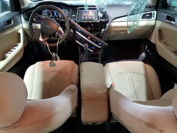 5NPE24AF7JH692255 2018 HYUNDAI SONATA - Image 8