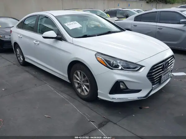5NPE24AF7JH696905 2018 HYUNDAI SONATA - Image 1