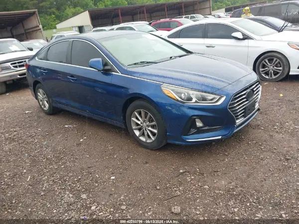 5NPE24AF7JH697147 2018 HYUNDAI SONATA - Image 1