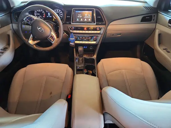 5NPE24AF7JH698945 2018 HYUNDAI SONATA - Image 8