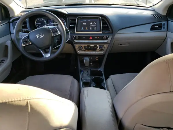 5NPE24AF7JH699528 2018 HYUNDAI SONATA - Image 8