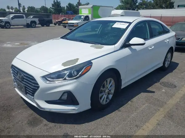 5NPE24AF7JH702217 2018 HYUNDAI SONATA - Image 2