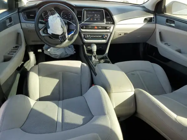 5NPE24AF7JH702248 2018 HYUNDAI SONATA - Image 8