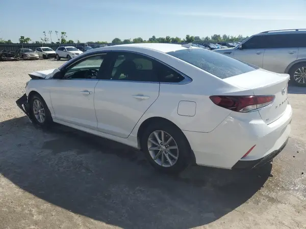 5NPE24AF7JH706526 2018 HYUNDAI SONATA - Image 2