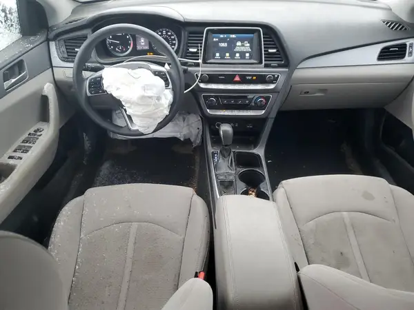 5NPE24AF7JH707742 2018 HYUNDAI SONATA - Image 8