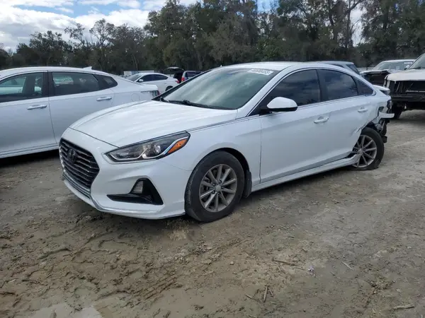 5NPE24AF7JH708597 2018 HYUNDAI SONATA - Image 1