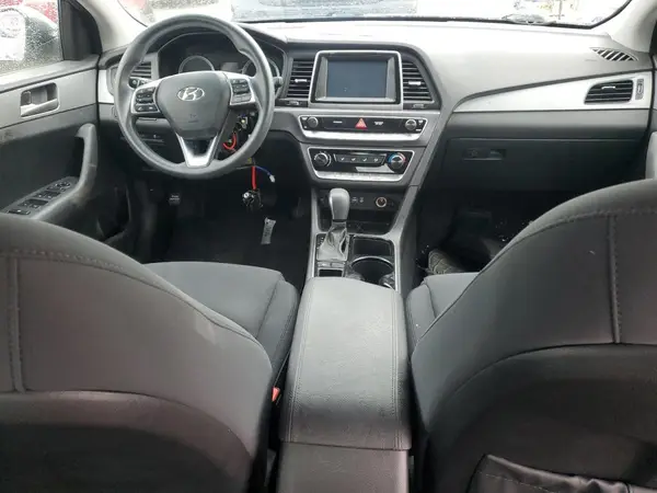 5NPE24AF7JH708664 2018 HYUNDAI SONATA - Image 8