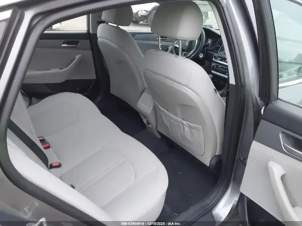 5NPE24AF7JH709488 2018 HYUNDAI SONATA - Image 8