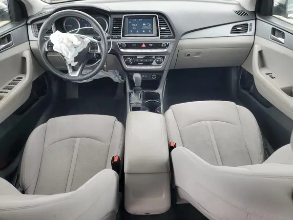 5NPE24AF7JH709989 2018 HYUNDAI SONATA - Image 8