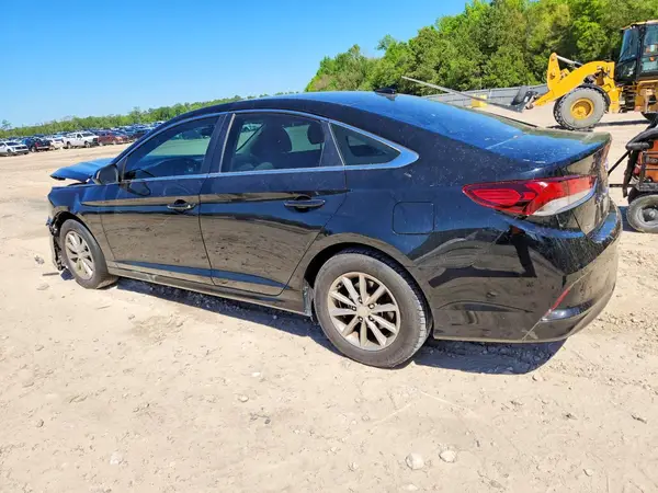 5NPE24AF7JH710818 2018 HYUNDAI SONATA - Image 2