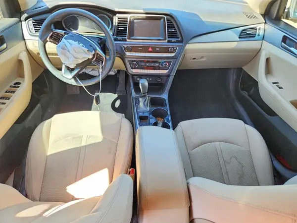 5NPE24AF7JH710818 2018 HYUNDAI SONATA - Image 8