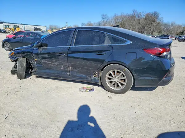 5NPE24AF7JH713881 2018 HYUNDAI SONATA - Image 2