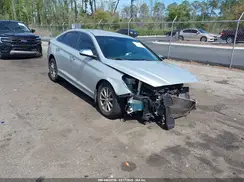 5NPE24AF7JH715498 2018 HYUNDAI SONATA